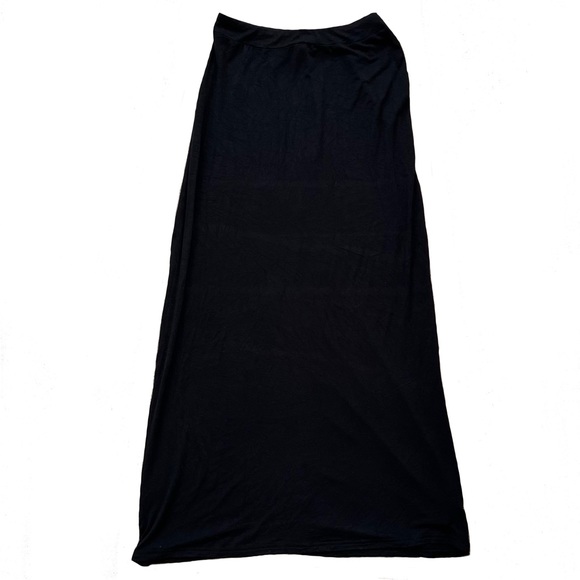 Black slinky maxi skirt - Picture 1 of 2